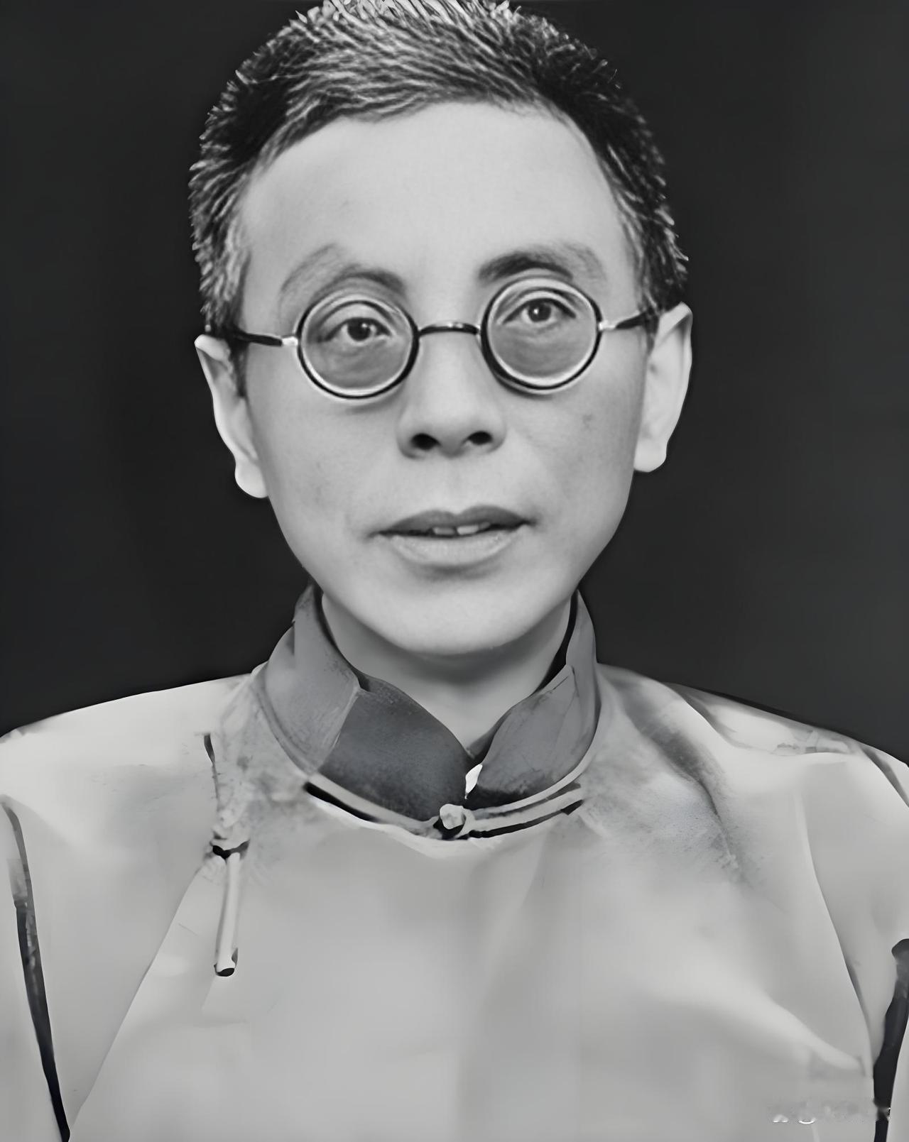 从革命盟友到分道扬镳，张静江与蒋介石的恩怨堪称民国最耐人寻味的权力博弈。他曾是蒋
