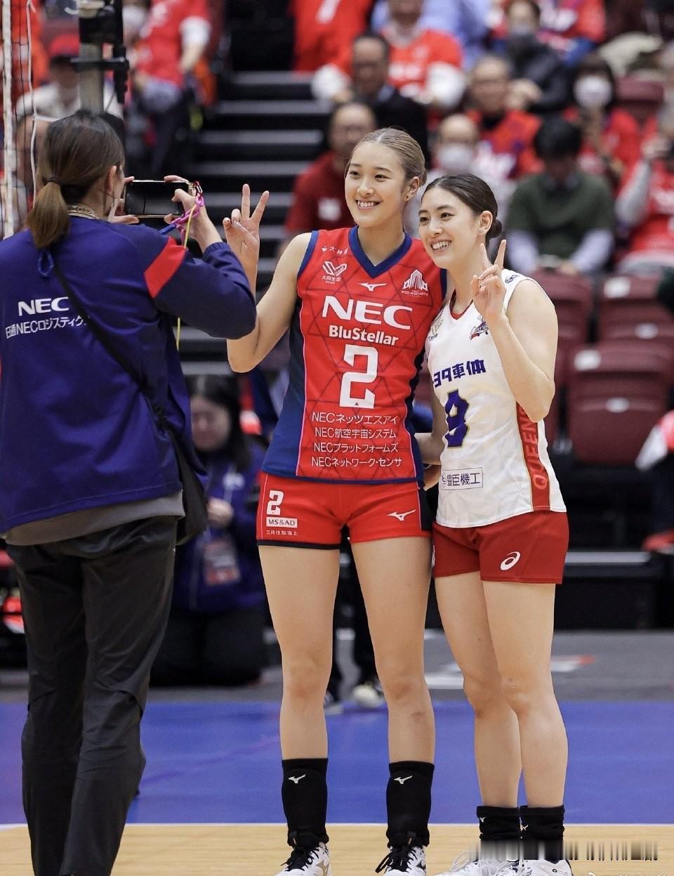 NEC红色火箭3-2（25-21/25-22/22-25/25-27/15-12