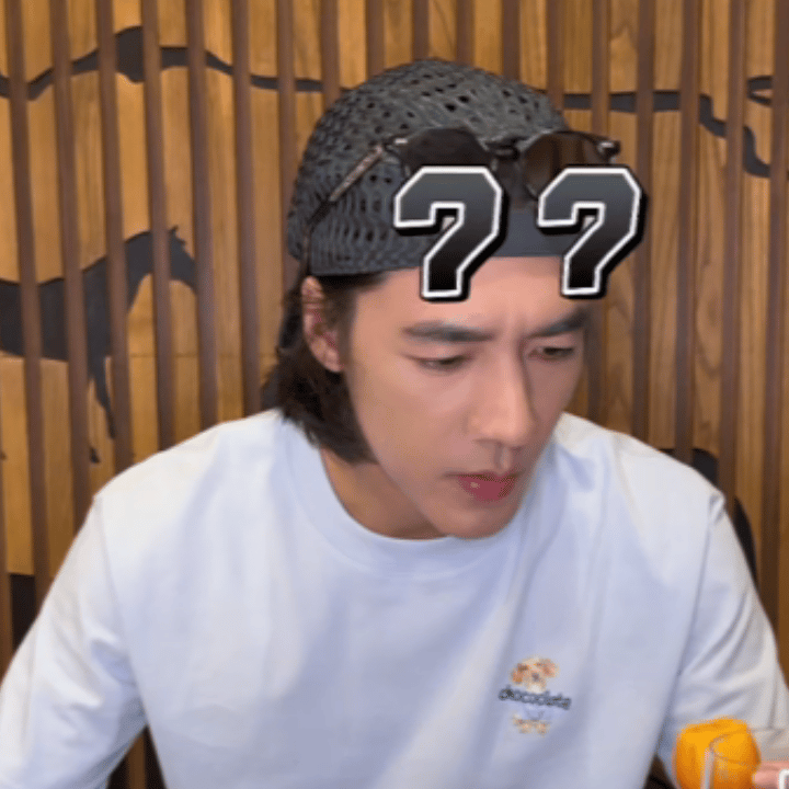 此沙漫游云南 旅游模式还兼顾营业，此沙不愧是自然之子啊～往云南山水里一站，气质浑