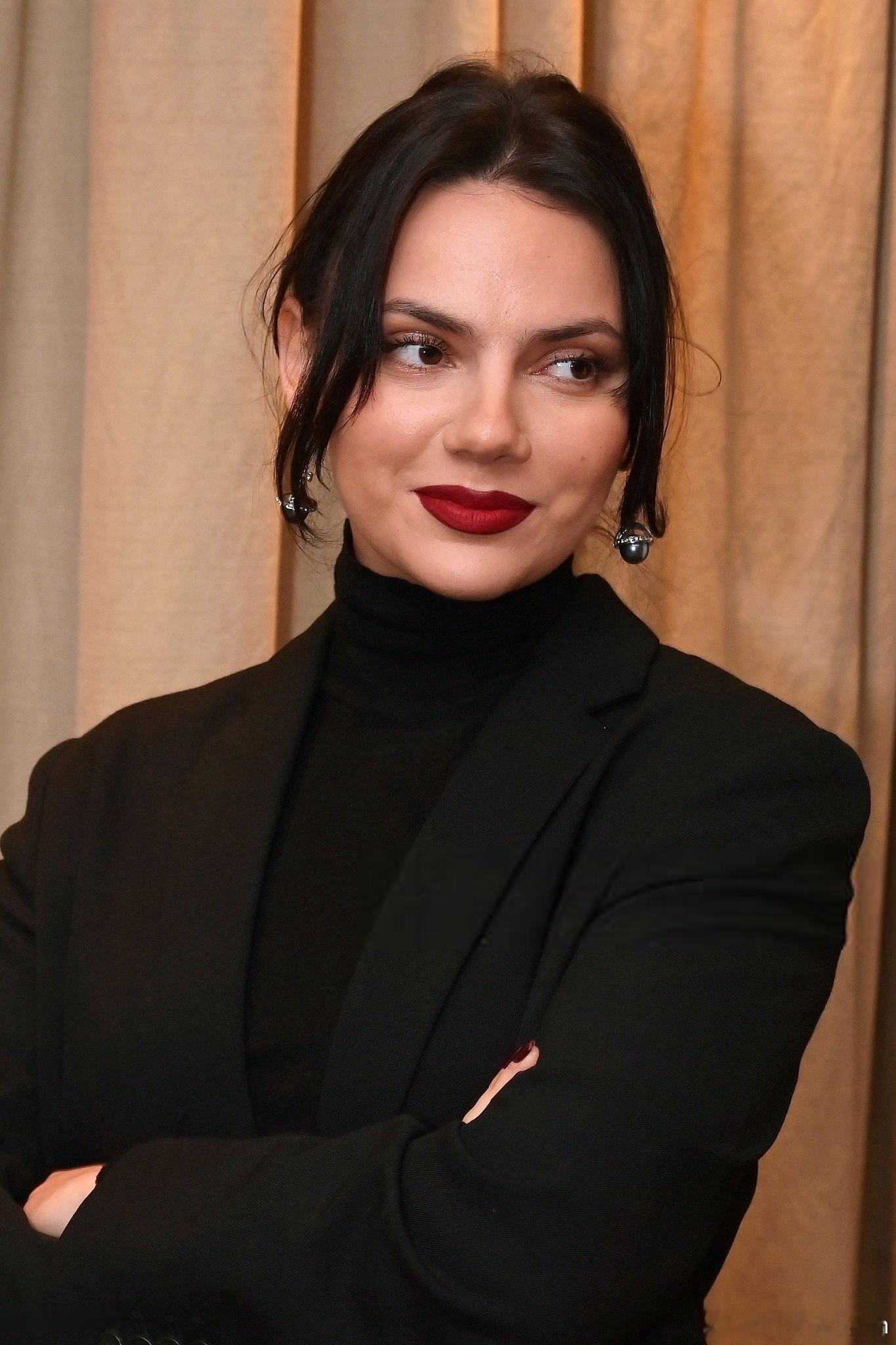 dafne keen达芙妮基恩在伦敦出席伦敦影评人协会奖的提名公布会，和Jay 