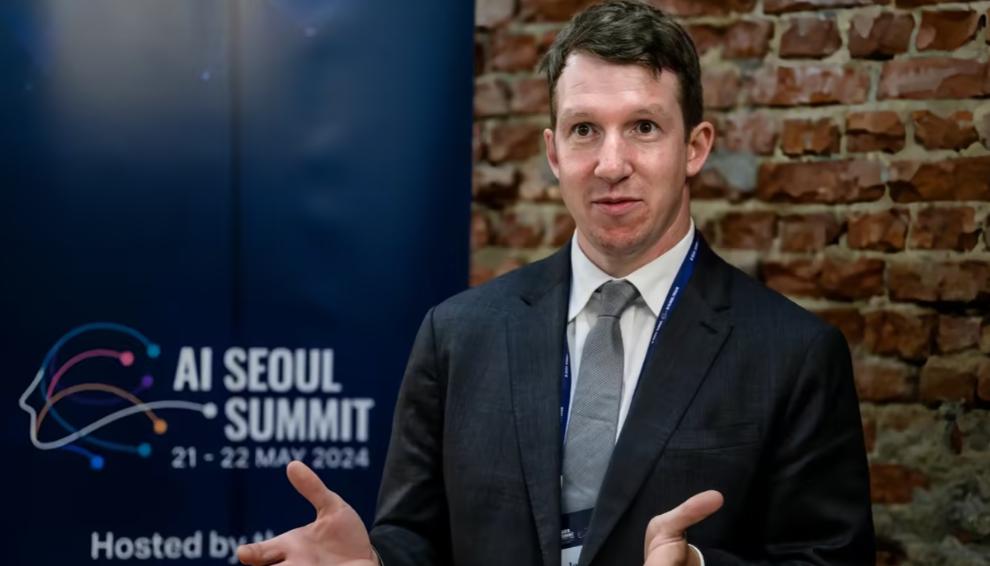 美国AI巨头刚想涨价，就被中国AI狠狠上了一课。

2026年7月，硅谷上演了一