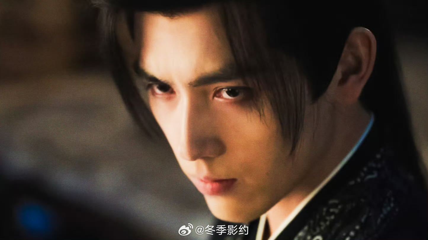 秦榛镜头下的陈飞宇 秦榛太会拍陈飞宇了，把他身上那种又野又破碎的少年感全挖出来了