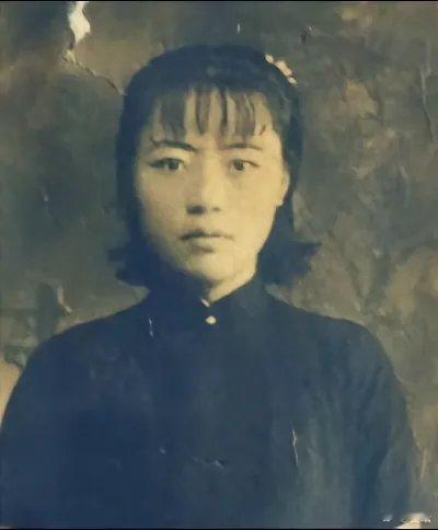 我的先辈我的神！胡天桃，军统安庆站行动组组长。1942年2月13日，胡天桃率行动