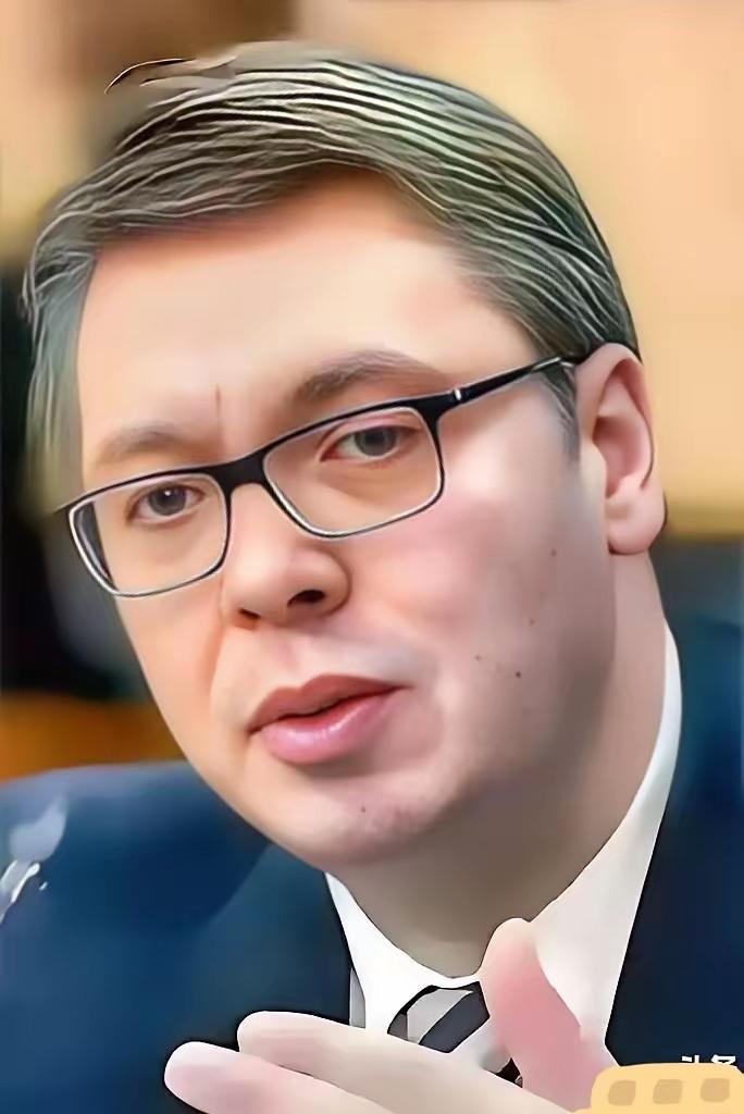 快讯，

塞尔维亚总统武契奇突然宣布！
12月23日，塞尔维亚总统武契奇突然宣布