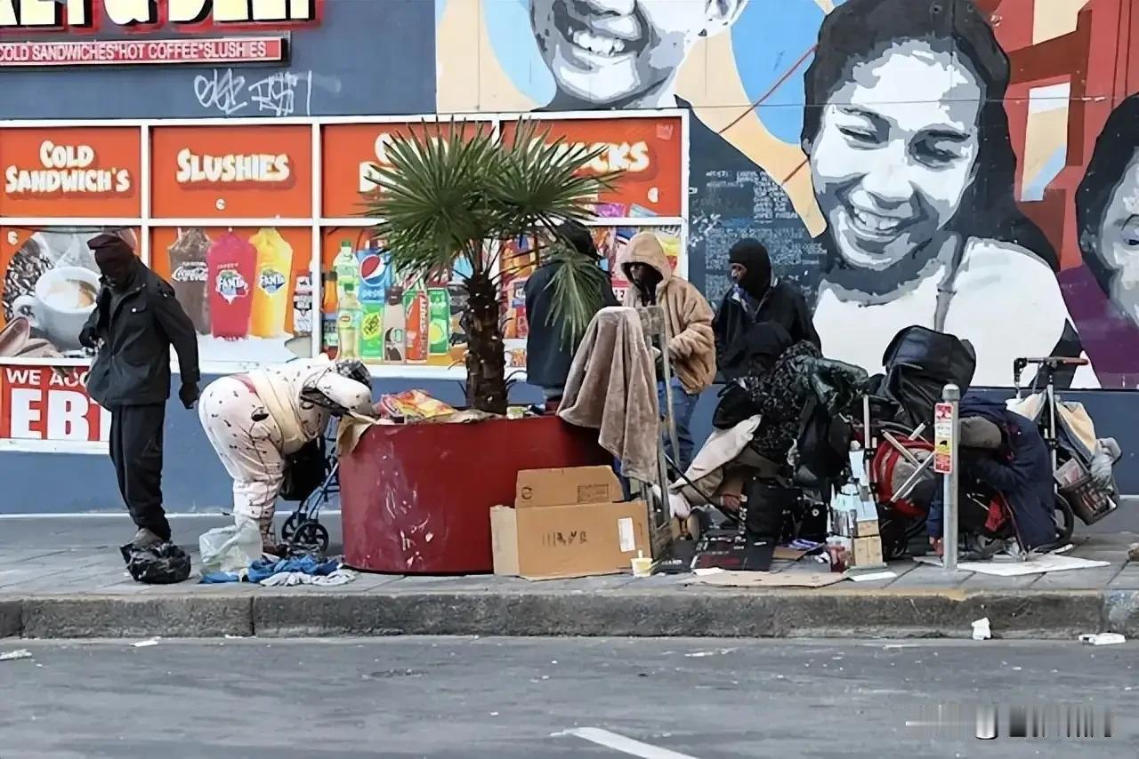 牢A揭露美国“斩杀线”，欢呼者雀跃！大V胡锡进“躺枪”，被问:你为何不批驳牢A，