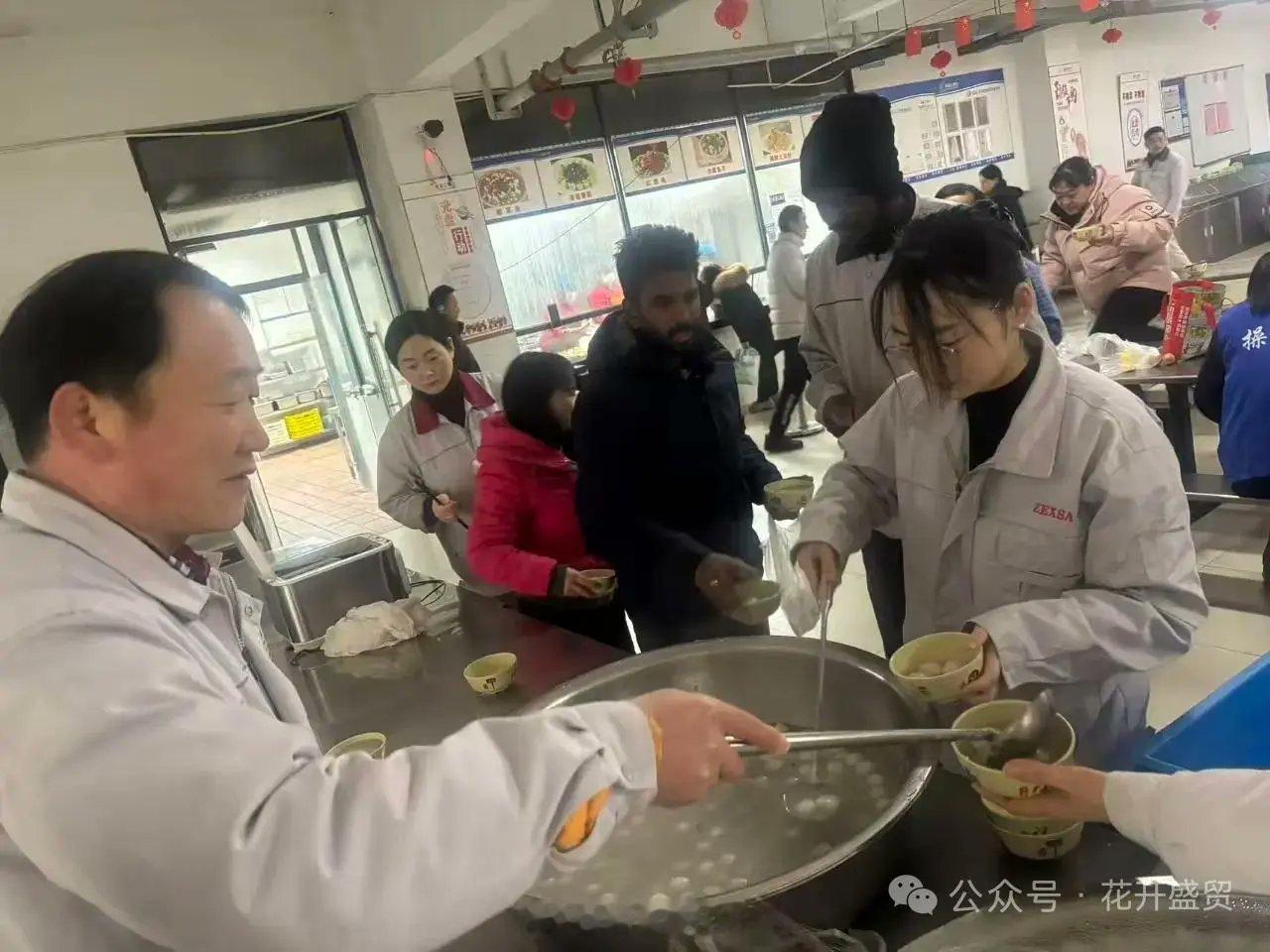 印度同胞？这是一家印度人的企业？ 
