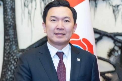 一个多月前，蒙古国总理乌其尔勒还在喊“过苦日子”，结果转头就猛猛给公务员涨工资，