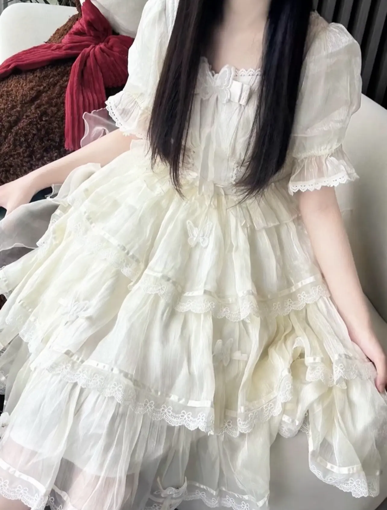 世界那么大 有人让你难堪  有人替你解围  爱你的人永远知道怎么爱你