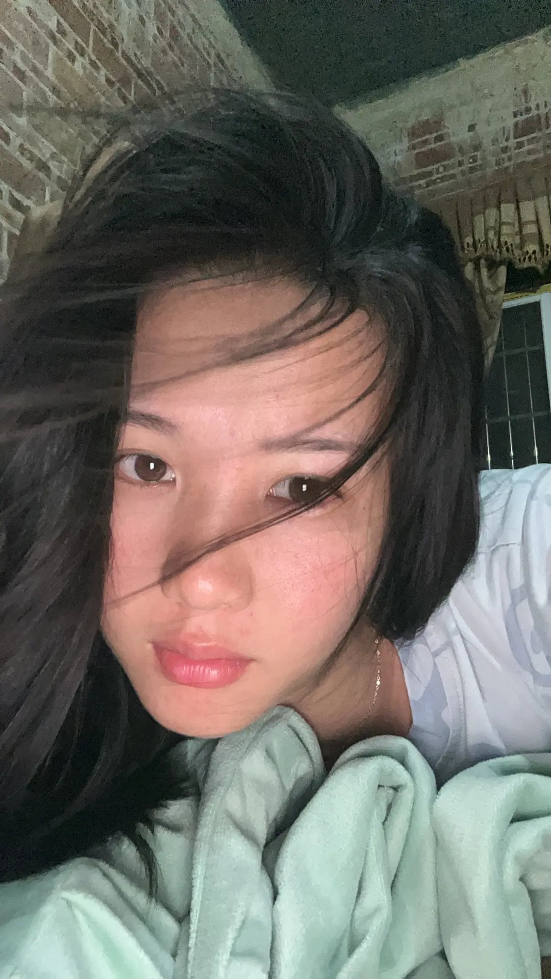有时候时常在想，进厂的意义是什么，现在明白了，对于我们没有学历没有技术...