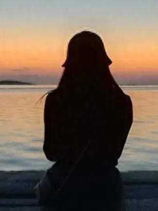 人可以精明，但千万别恶毒
 
人这一生，福祸自有天定，善恶终有轮回。
永远不要心