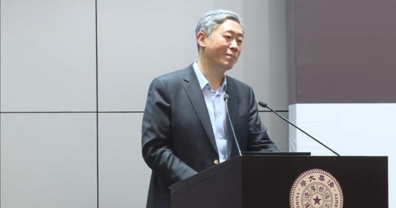 李稻葵：经济整体偏冷三年，但长期前景充满信心
     综合中国国家发展和改革委