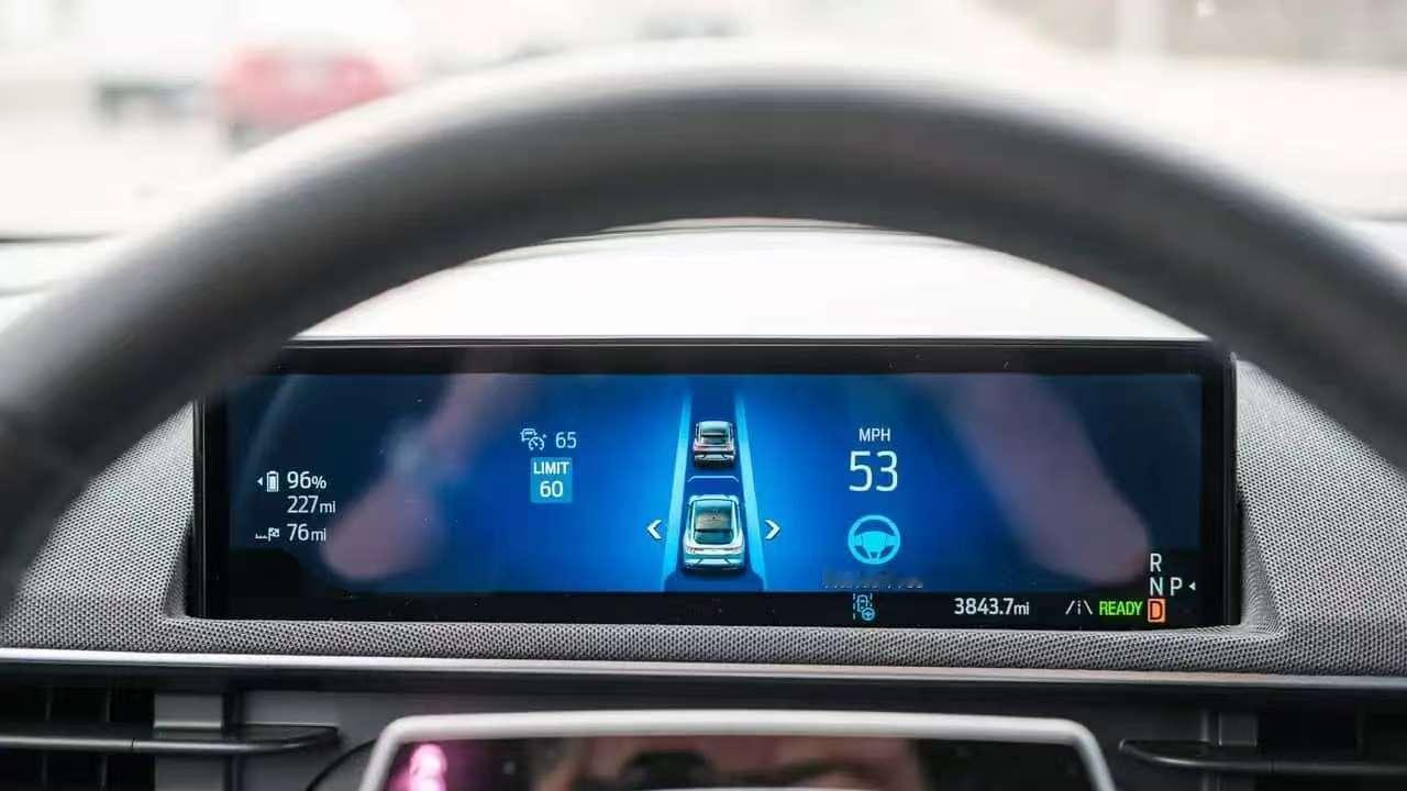 福特新平价电动车平台2028年实现L3辅助驾驶
2026CES上福特宣布，全新的