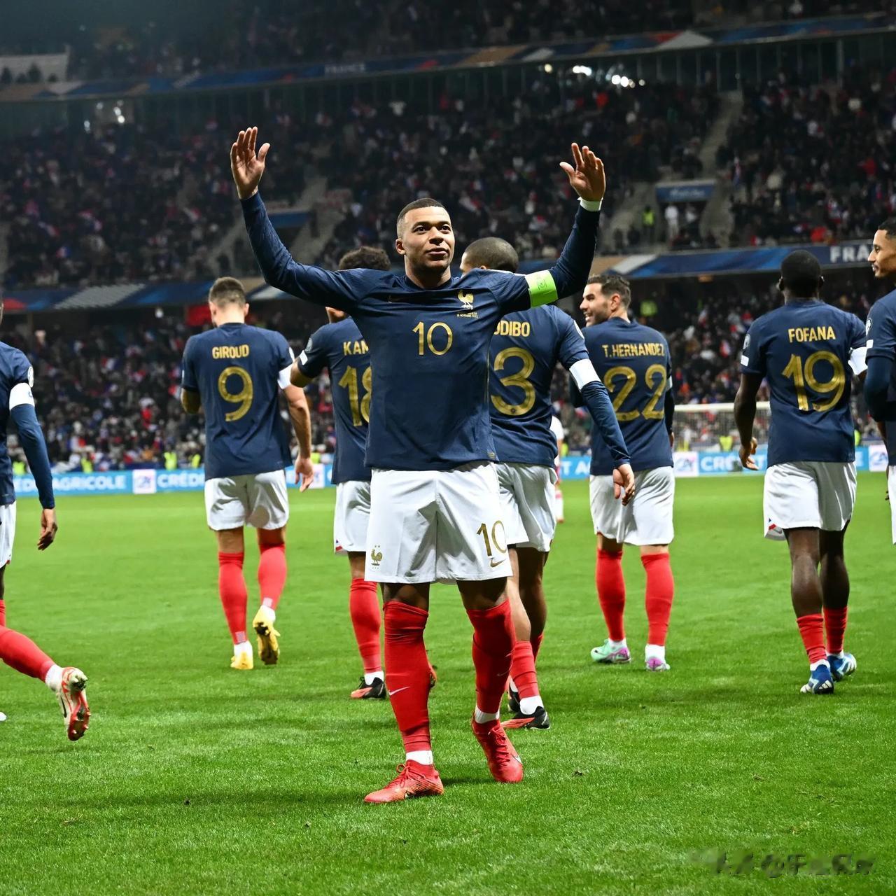 摩纳哥—27粒进球 ⚽ 
巴黎圣日耳曼—227粒进球 ⚽ 
法国国家队—46粒进