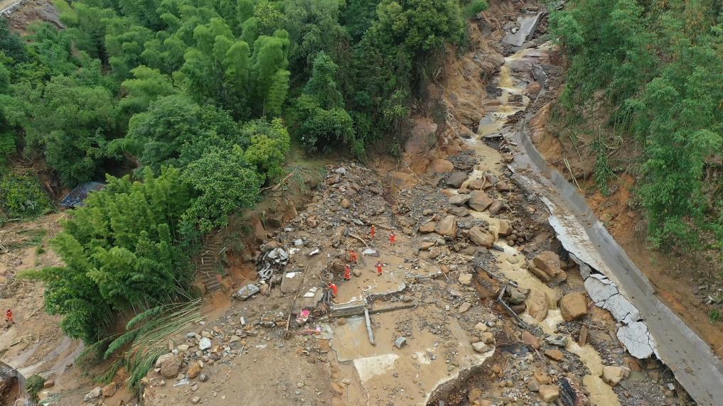 5月23日夜至24日凌晨，重庆永川遭遇瞬时极端特大暴雨，强降雨集中在2时至4时，