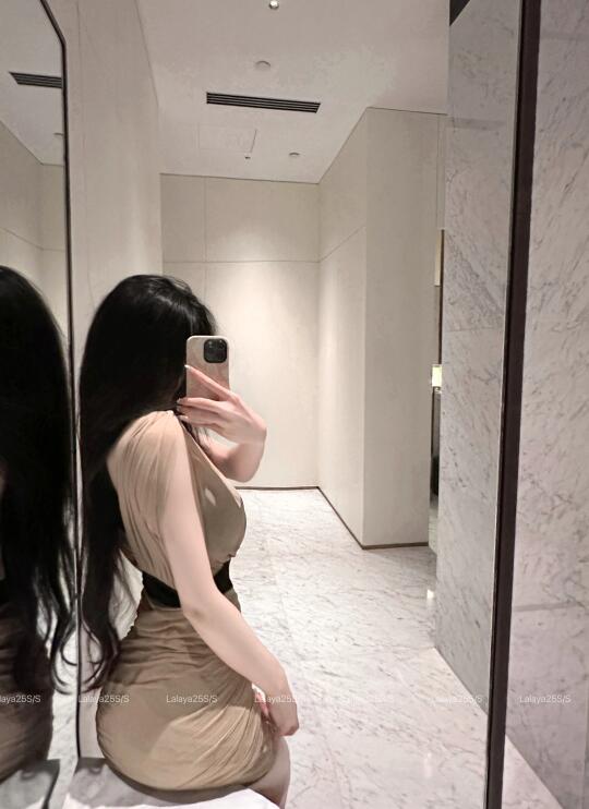 光看背影就够了