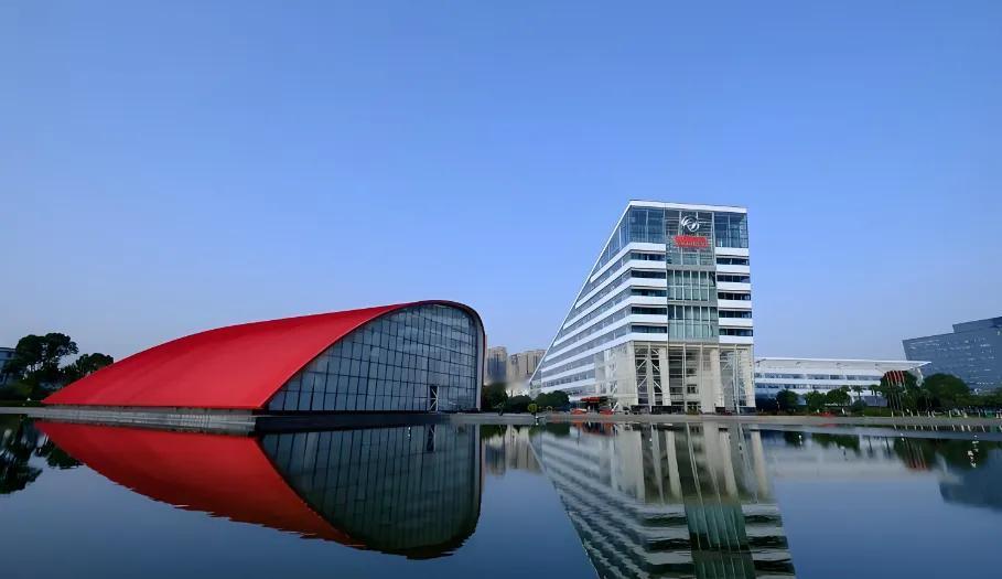 东风科技人事地震
日前，东风科技迎来重大人事调整，公司管理层迎来剧变。原董事长蔡