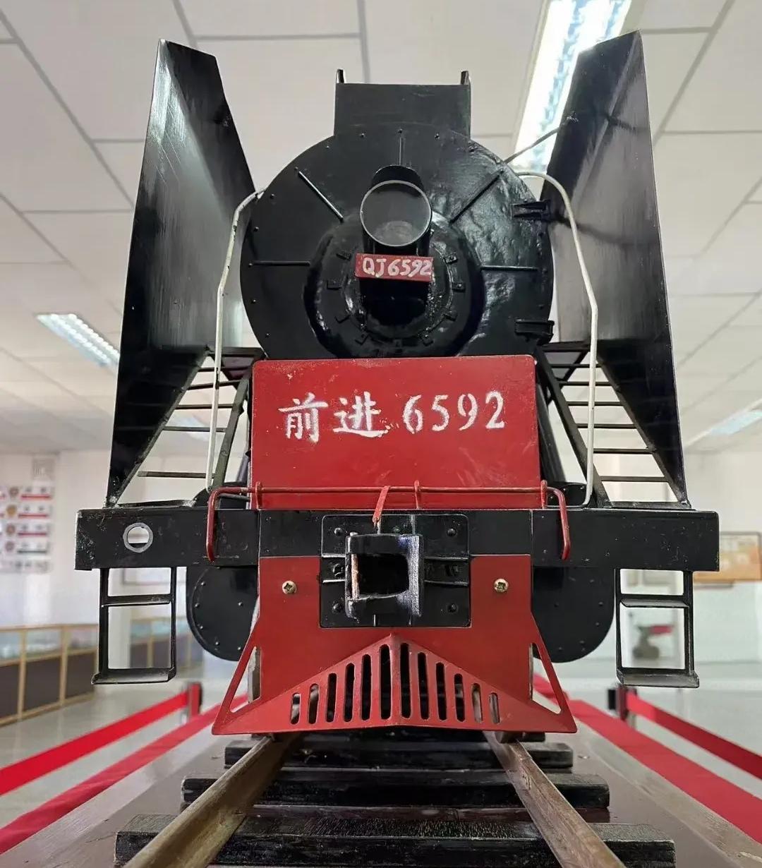 百年蚌埠的江湖往事：《道上的“福拜”与码头上的八门》
      提起蚌埠，老辈