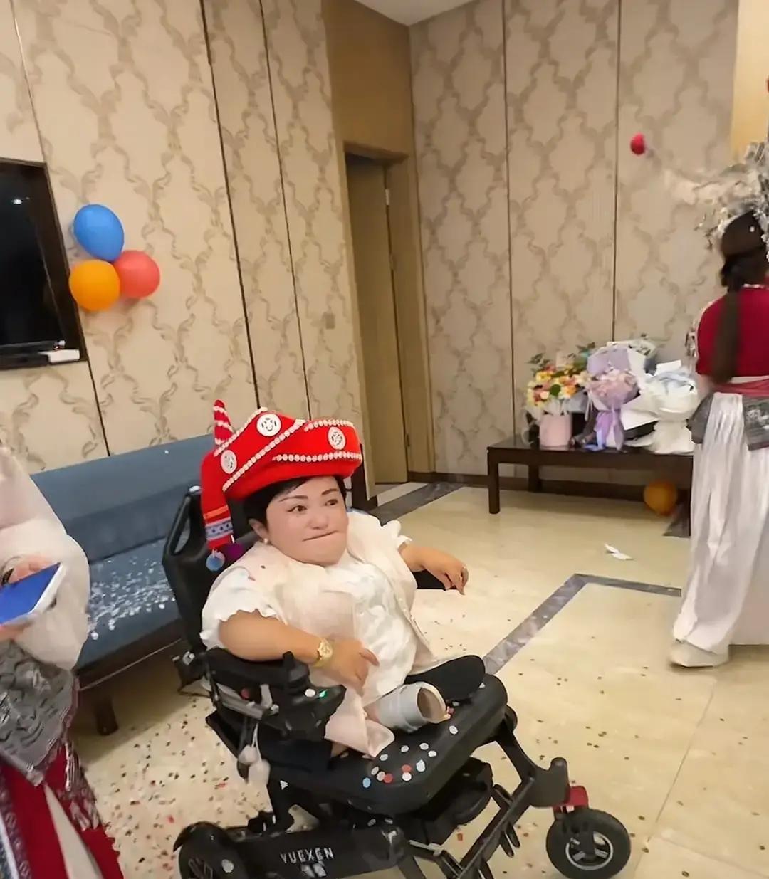 李喜梅在贵州婆家过生日，当场就感动得直抹眼泪

结婚整整三年了，这还是她头一回在