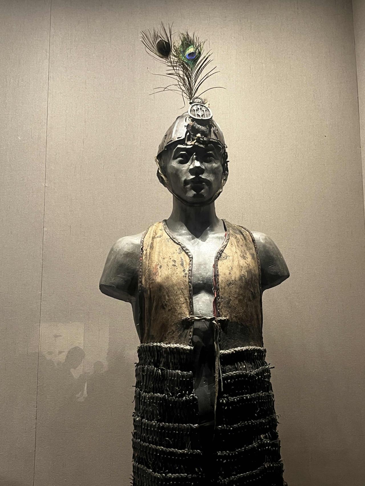 逛了十几家博物馆，我只记住了兵马俑的人多和徐州“魏晨”！

说出来不怕大家笑，我