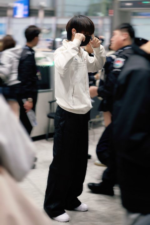 张子墨抵达太原张子墨抵达太原录制元宵喜乐会 哇张子墨抵达太原录制元宵喜乐会，期待