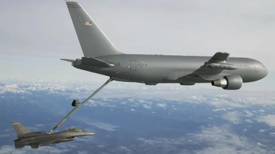 美军这回可真是赔了夫人又折兵！在对伊朗的军事行动中，竟然有至少7架美国空军加油机