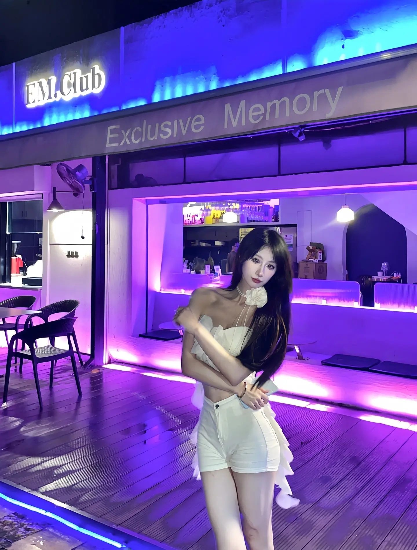 骗你的啦 其实你抓的头发像马可波罗