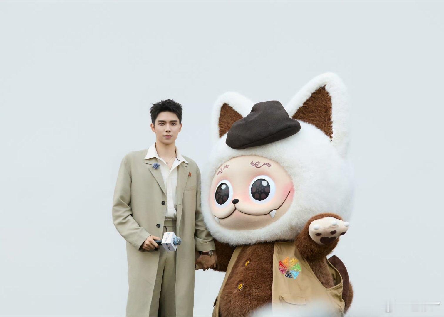 罗一舟黎明前他会归来 🚢罗一舟霍旭 ✨我发现昨天很喜欢你，今天也很喜欢你，而且