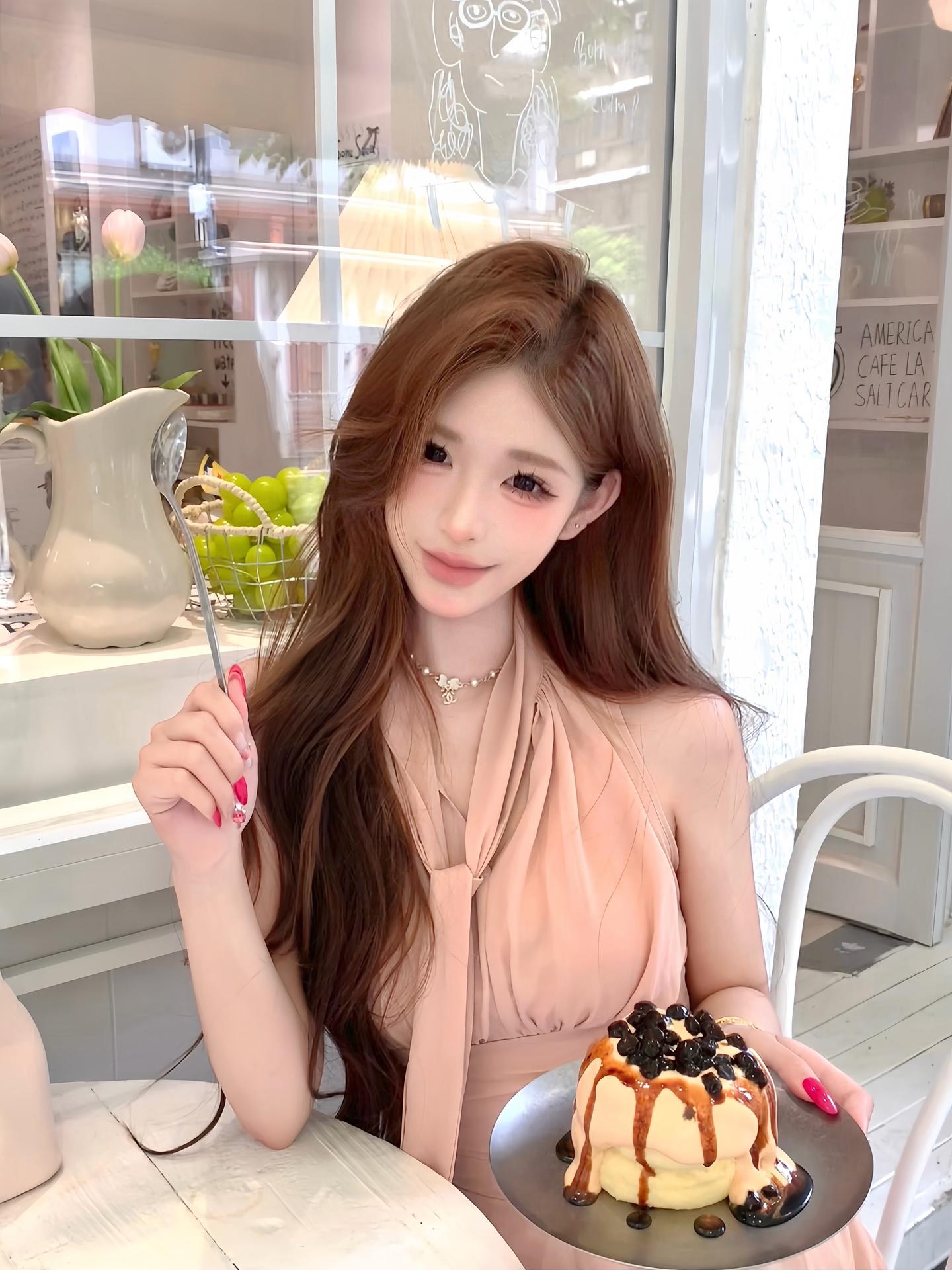 生活想将我嚼烂还好我顽强如金针菇^=ω=^