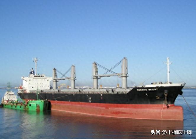 看来这仗有得打了。据彭博社报道，中国已要求其炼油厂停止出口燃料及石油衍生品，并停