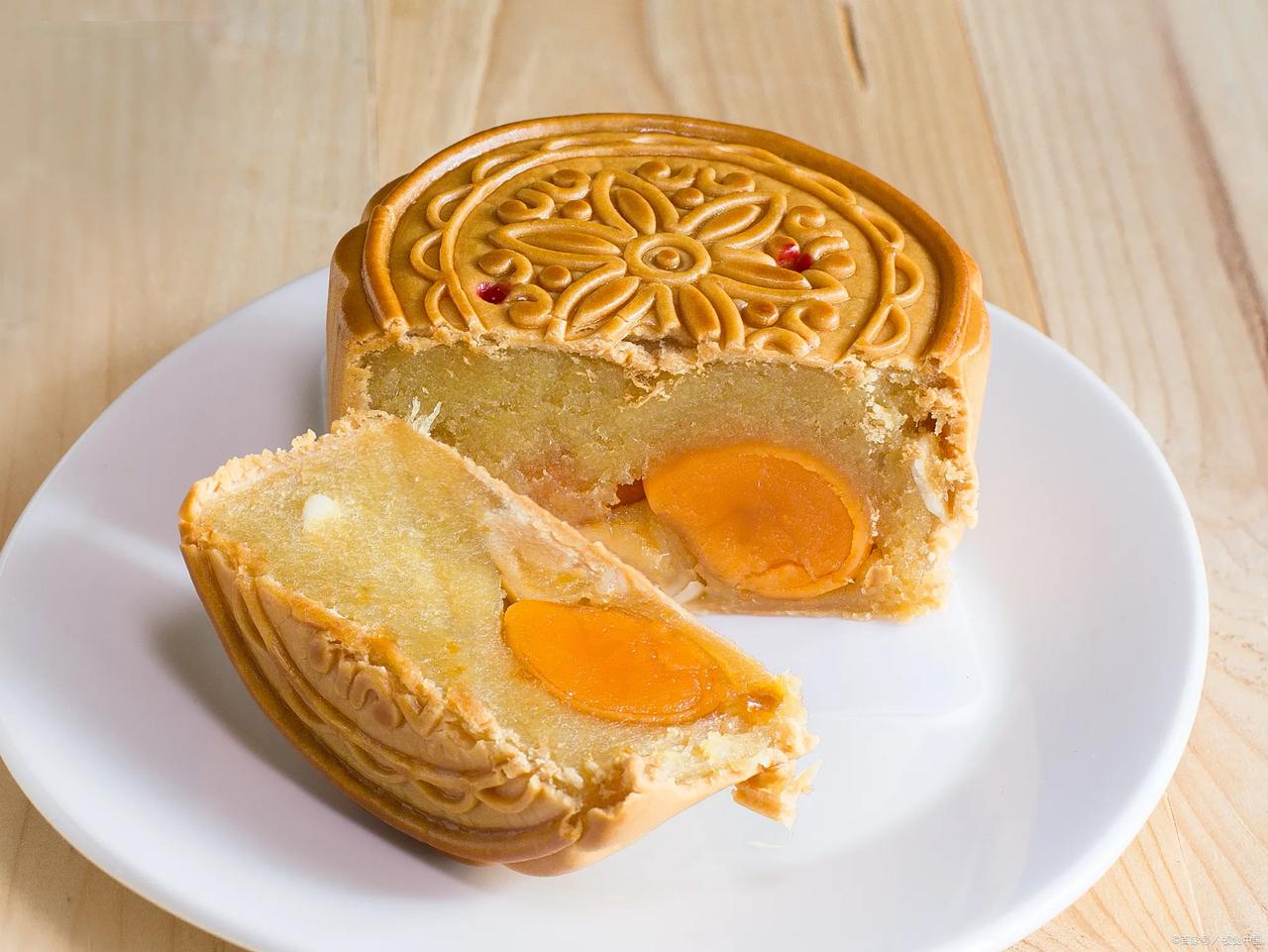 中国十大月饼品牌。中秋月圆人团圆，在中秋节只有吃上月饼才会觉得这个中秋节是圆满的
