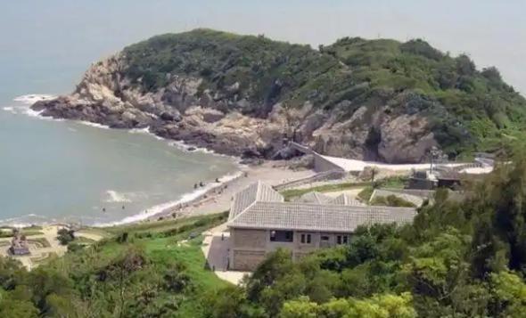 一旦台海爆发冲突，最难啃的骨头不是台湾本岛，而是距大陆仅50公里的东引岛！很多人