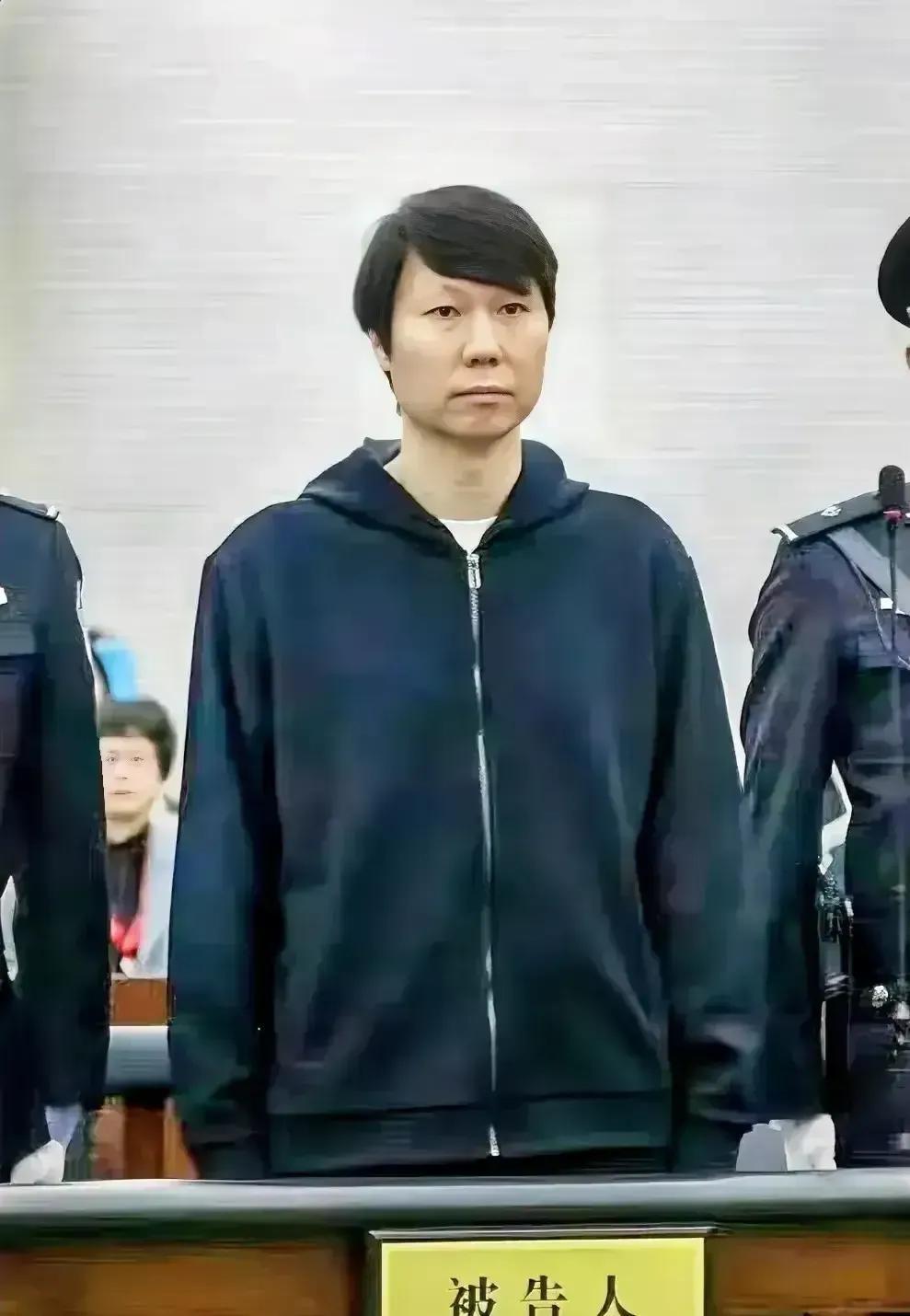 今天来说说那些在体育界“自毁前程”的11位明星。这些名字曾经响亮，可他们的行为却