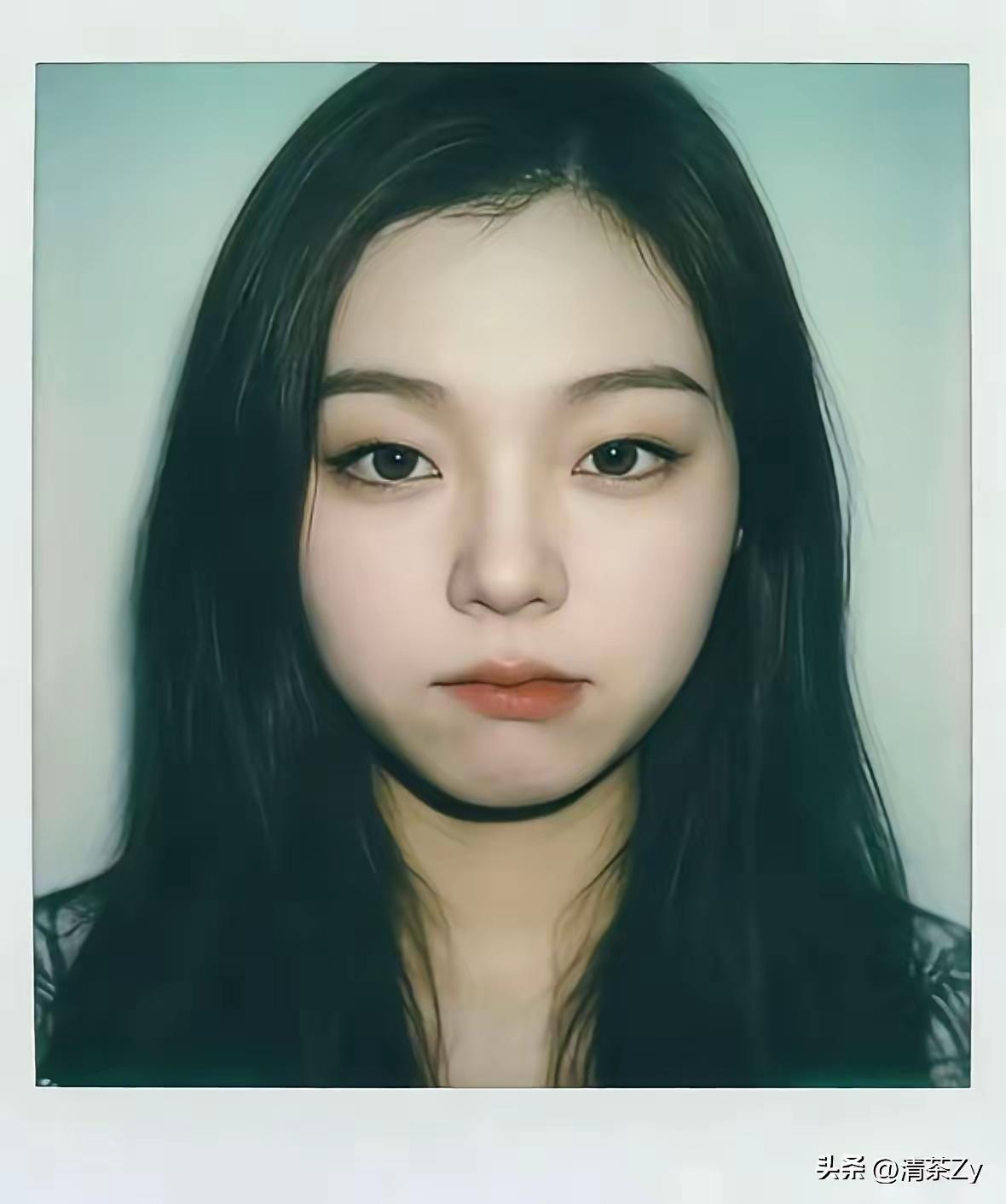 2001年出生的文桃桃，甘肃陇南人，刚满20出头的年纪，却把恶毒刻进了骨子里，最