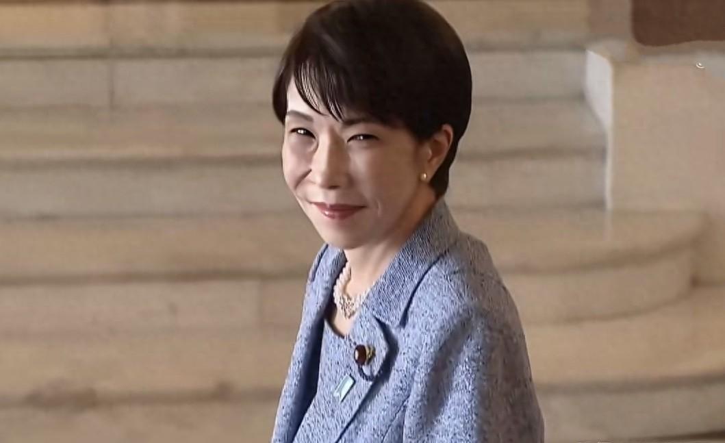 谁能想到，堂堂两个大国的重量级人物碰面，竟被几个“微表情”抢了风头？前两天，印尼