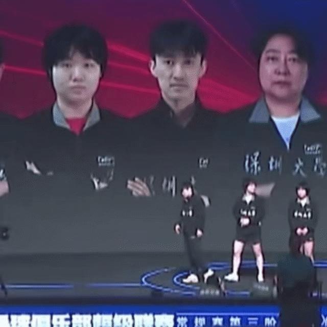 今天是领头咪 ​​​