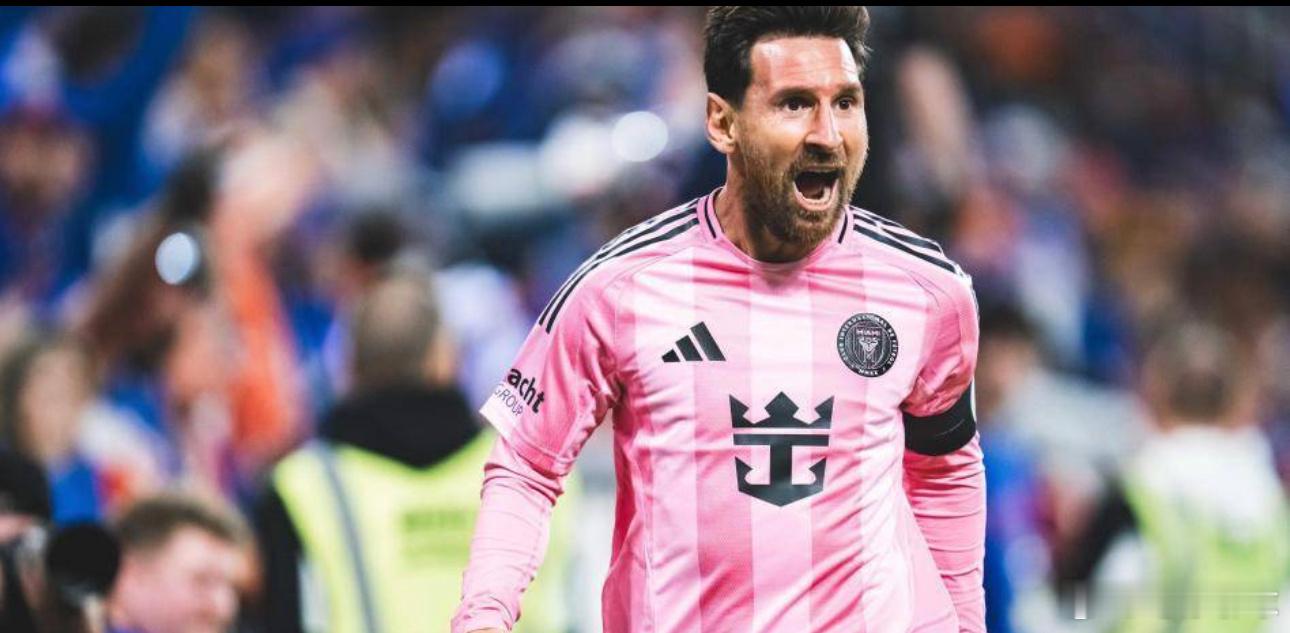 12月3日讯 巴萨俱乐部体育总监德科最近在接受西班牙塞尔电台采访时，被问及梅西是