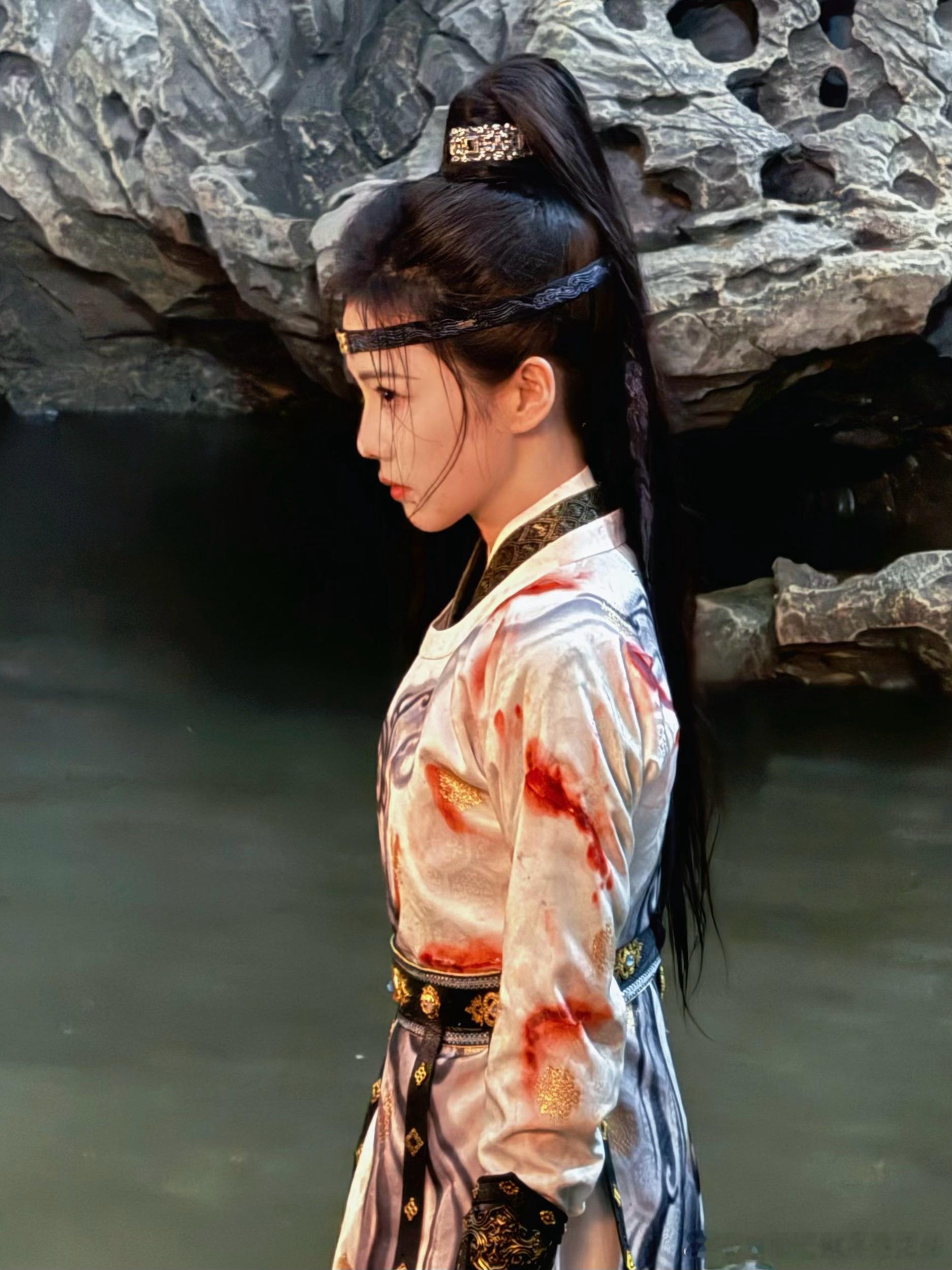 白鹿v榜角色指数登顶白鹿李佩仪v榜top1 新剧《唐宫奇案》首播，白鹿的角色李佩