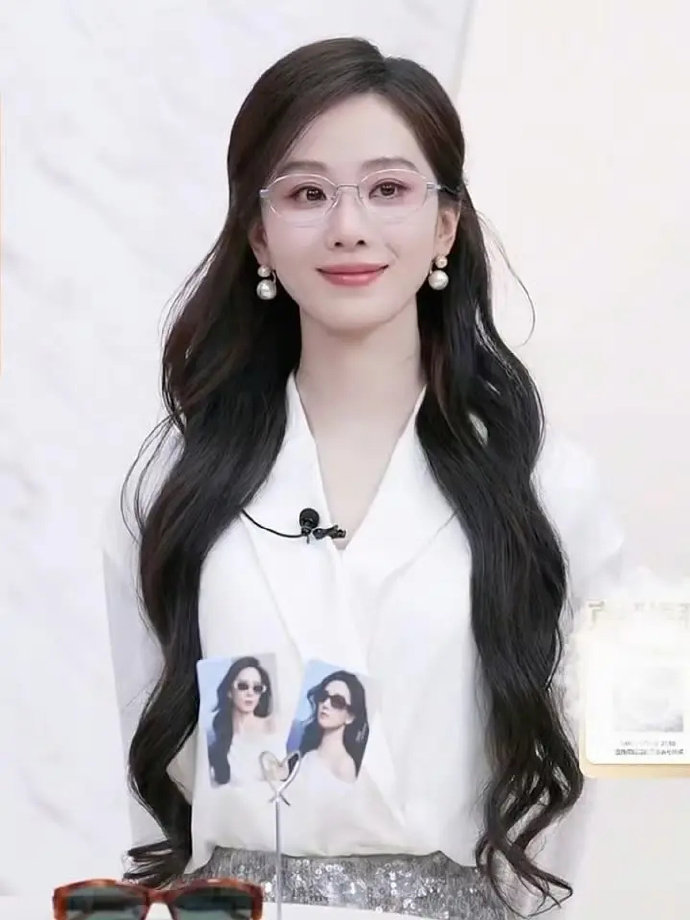 刘诗诗千里刚杀青直播后状态如何？ 