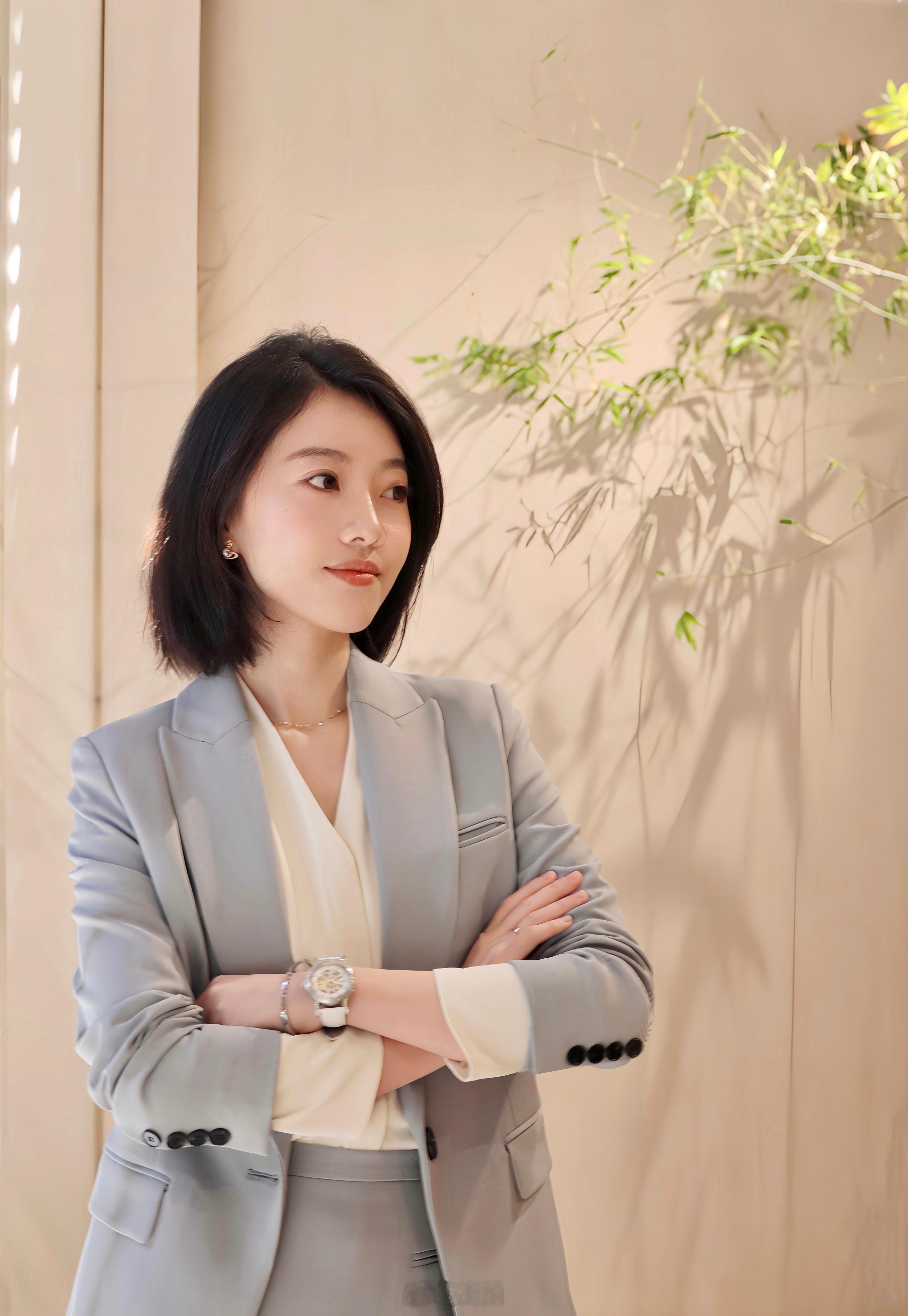 干练清爽的穿搭 ​​​