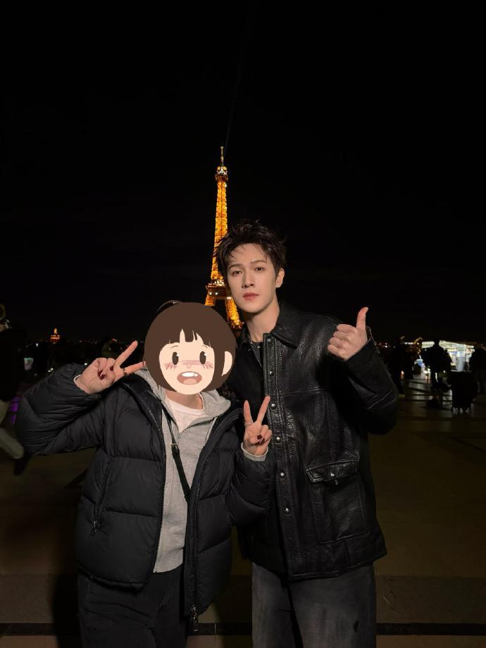 李昀锐对粉丝有求必应李昀锐物料确认过很多次才发出来的 李昀锐物料确认过很多次才发