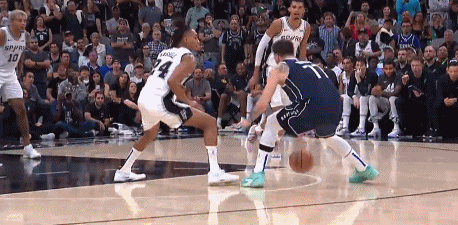 NBA常规赛，马刺119-126独行侠，文班亚马15+5+2，不得不承认的2个事