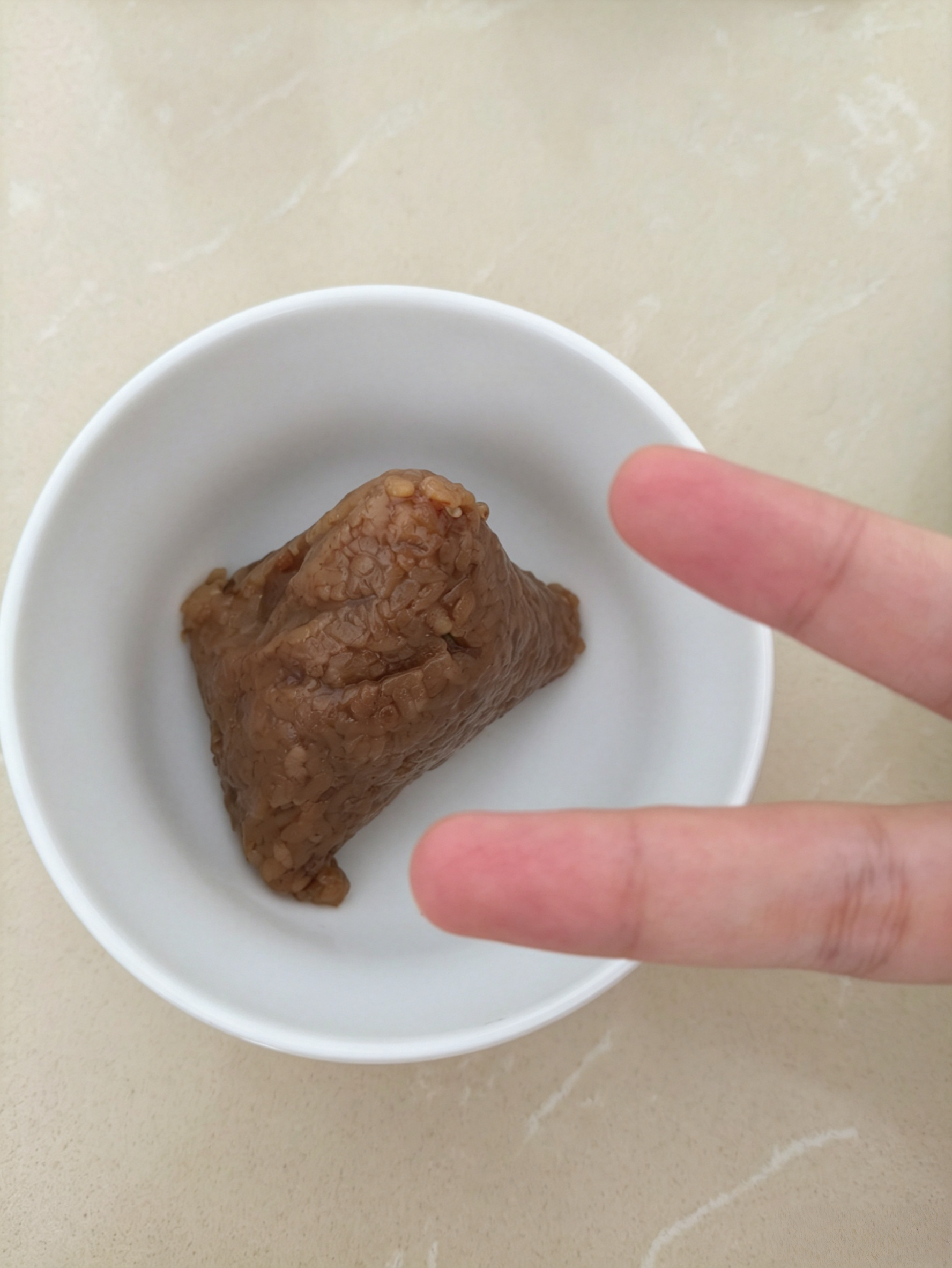 紧跟时事 