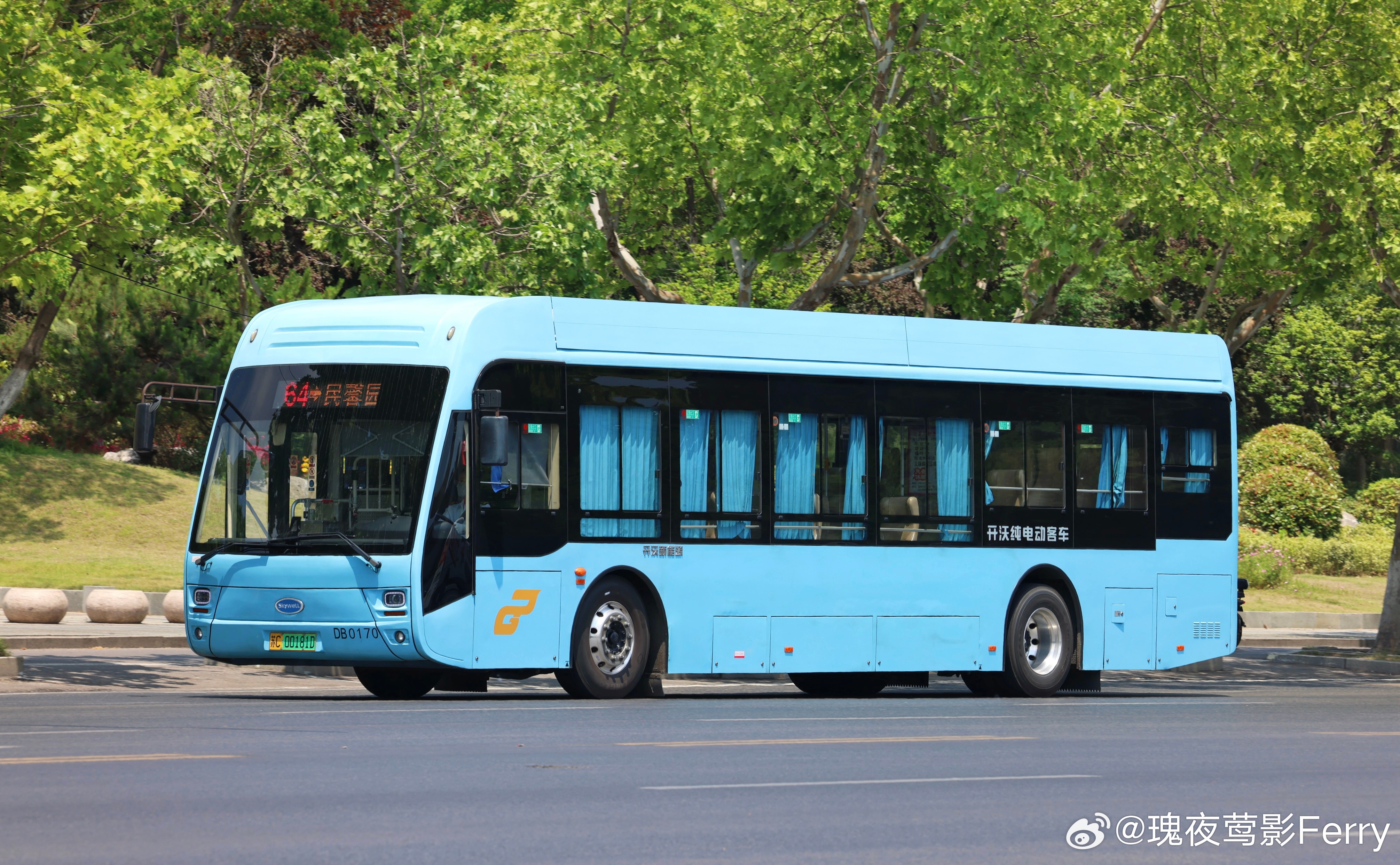 无比丑恶的NJL