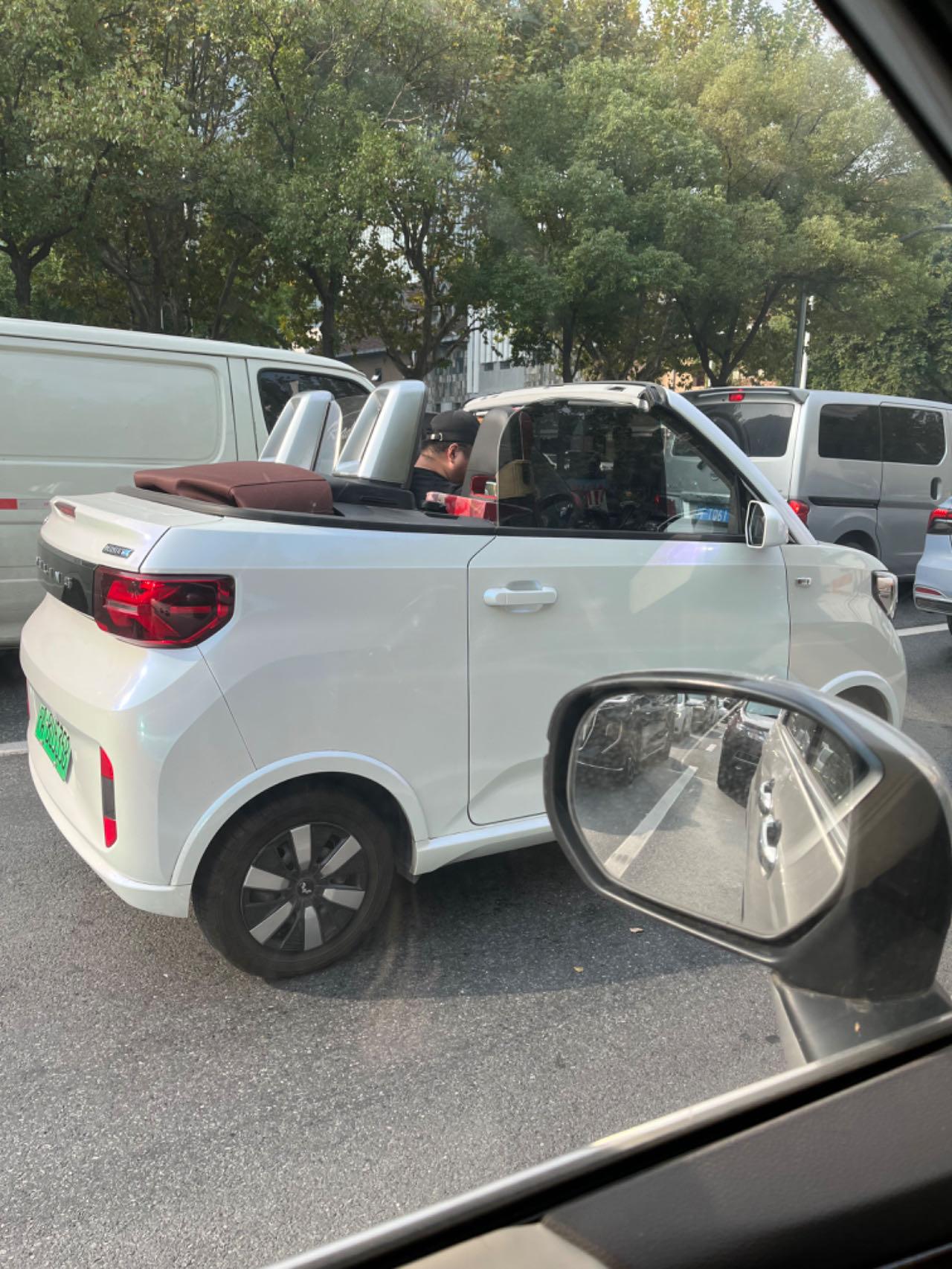 常常在想“心动不如行动”[微笑]