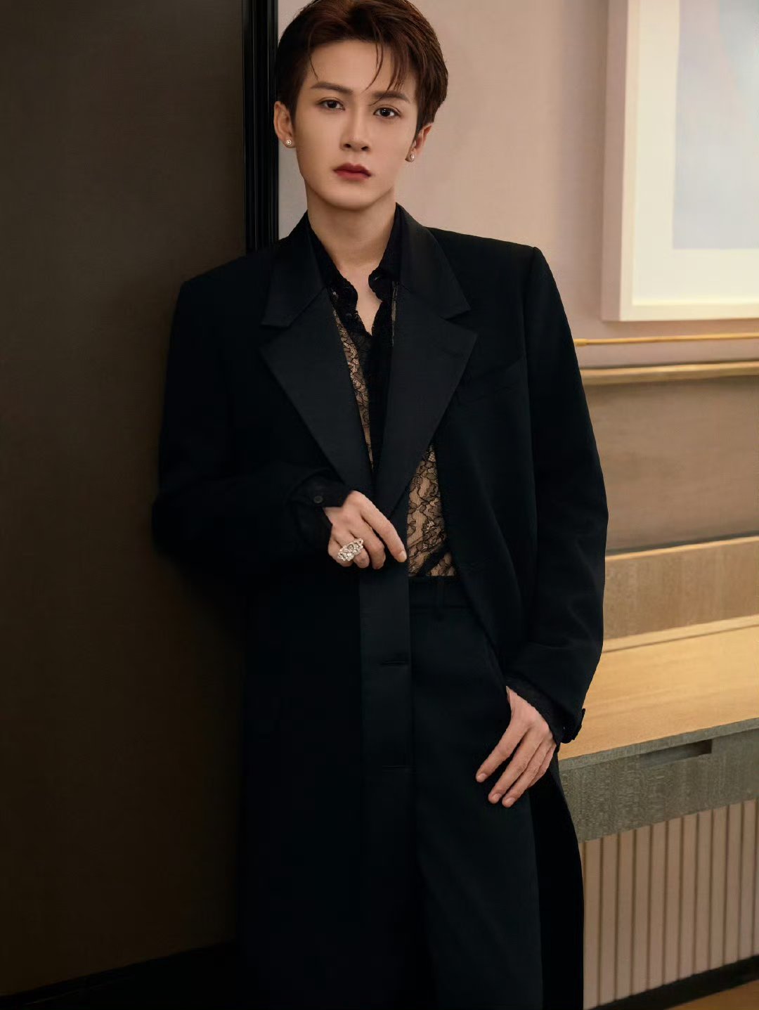 李涛一下檀健次之前那件事真假啊,很多件衣服都对上了 