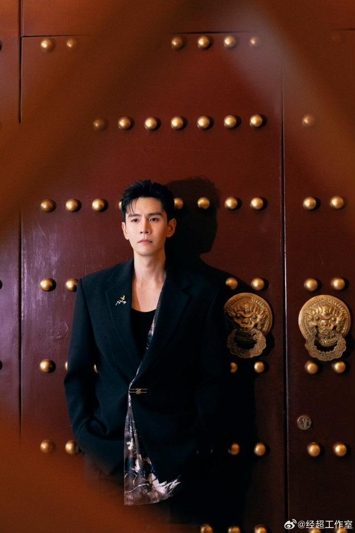 经超被编剧台词整到崩溃 经超演到一半突然喊停，不是剧本有问题，是真的念不下去了。