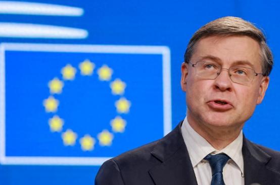 彻底绷不住了，欧盟高官紧急发声，滞胀阴影扑面而来，经济警报拉响，好日子要到头了！