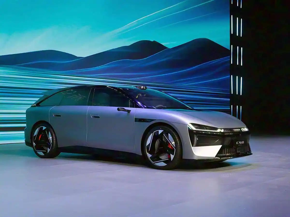 2026 年 2 月，奇瑞星途 ES8 概念车的发布，为高端纯电市场注入了全新的
