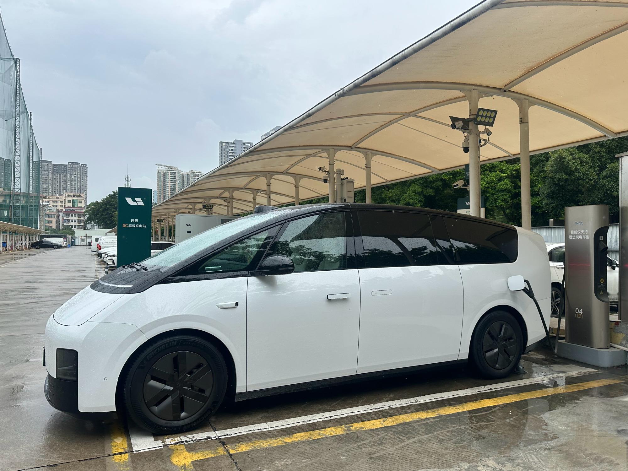 不知道大家发现没有，其实理想做的很多事情，在很长一段时间后，都会证明其当时决策的