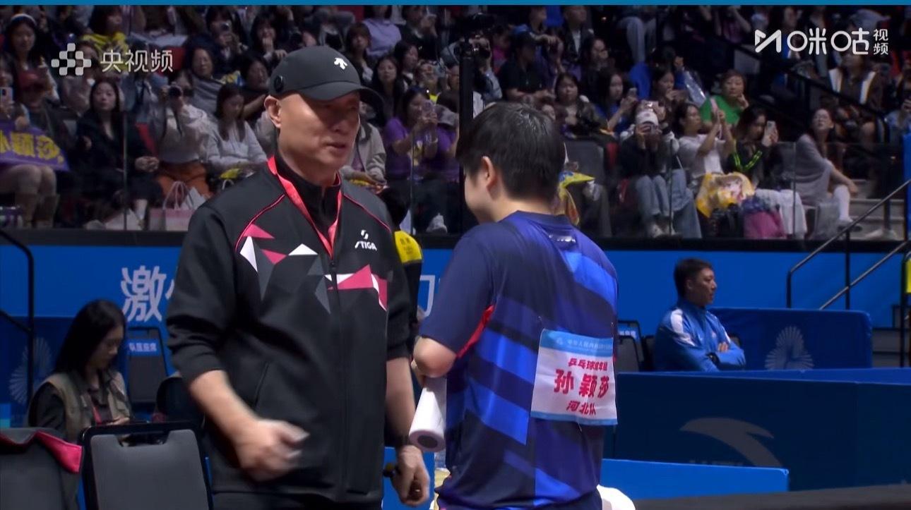 孙颖莎3-0王晓彤陈梦3-0何卓佳 